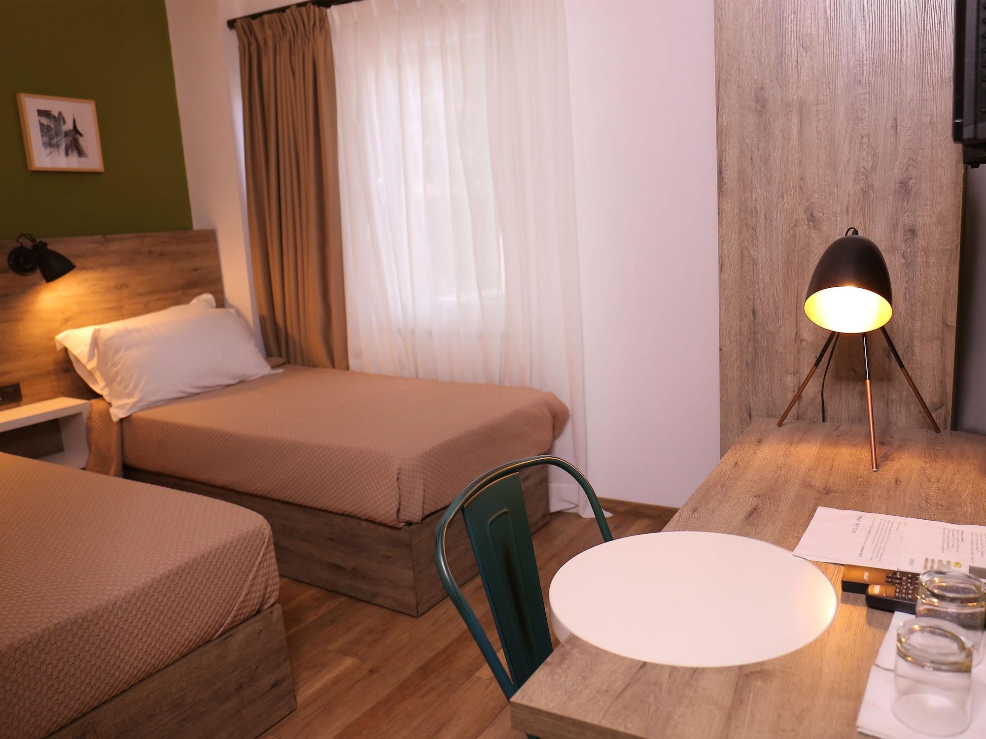 Oda Hotel Tirana 3*